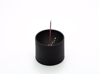 Quolo Cast Iron Incense Stand