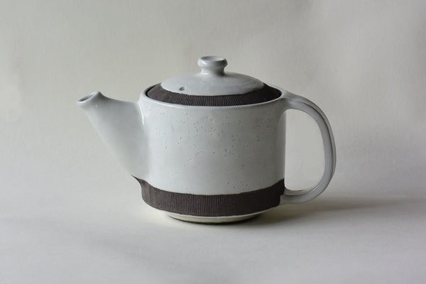 Kohiki Kushime Teapot by Fudogama